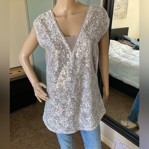 NWOT Sequin V-Top